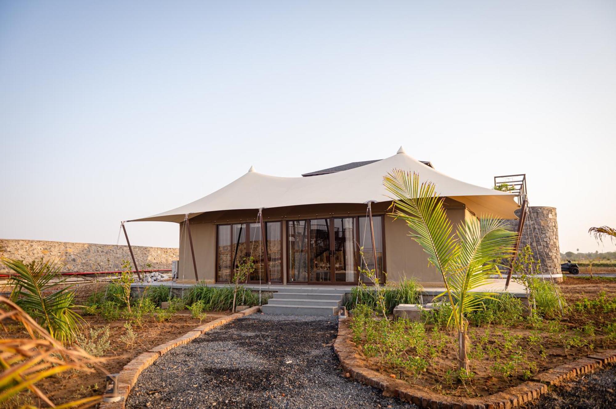 Sangam Farms Hotel Bhīlwāra Exterior foto