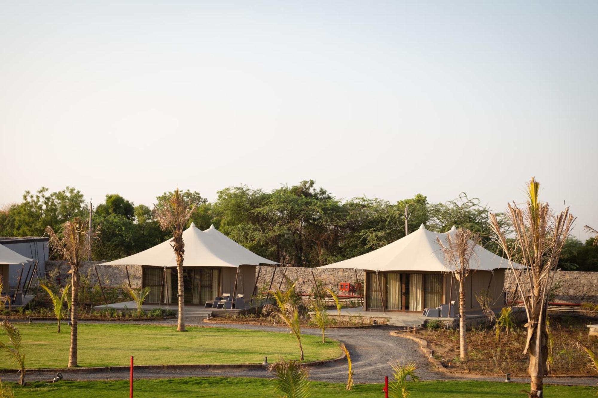 Sangam Farms Hotel Bhīlwāra Exterior foto